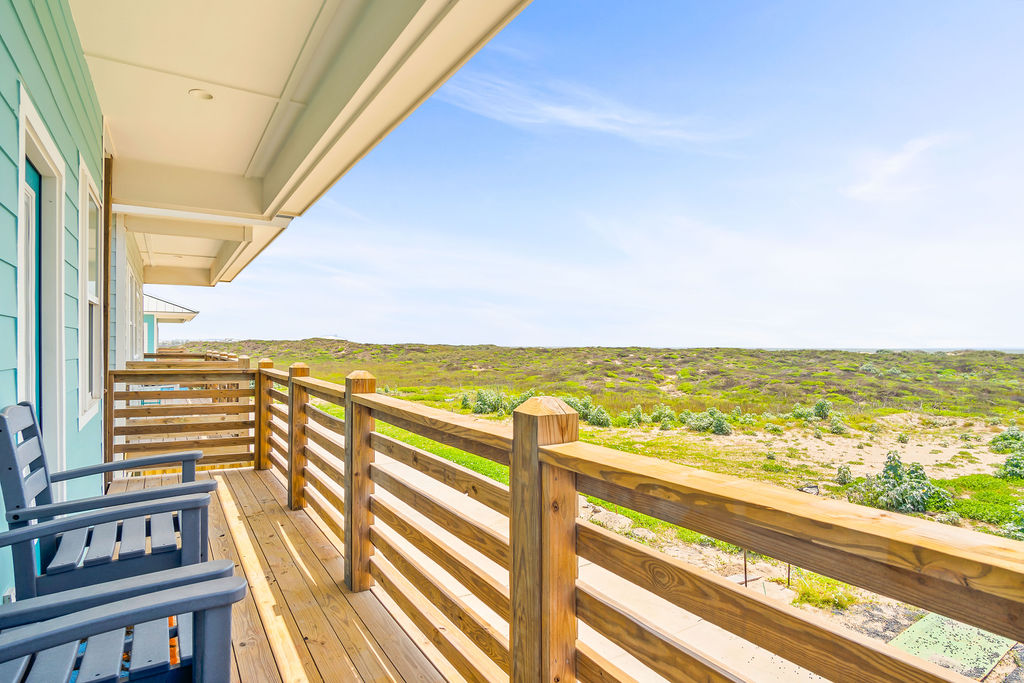 Covered balcony overlooking the dunes